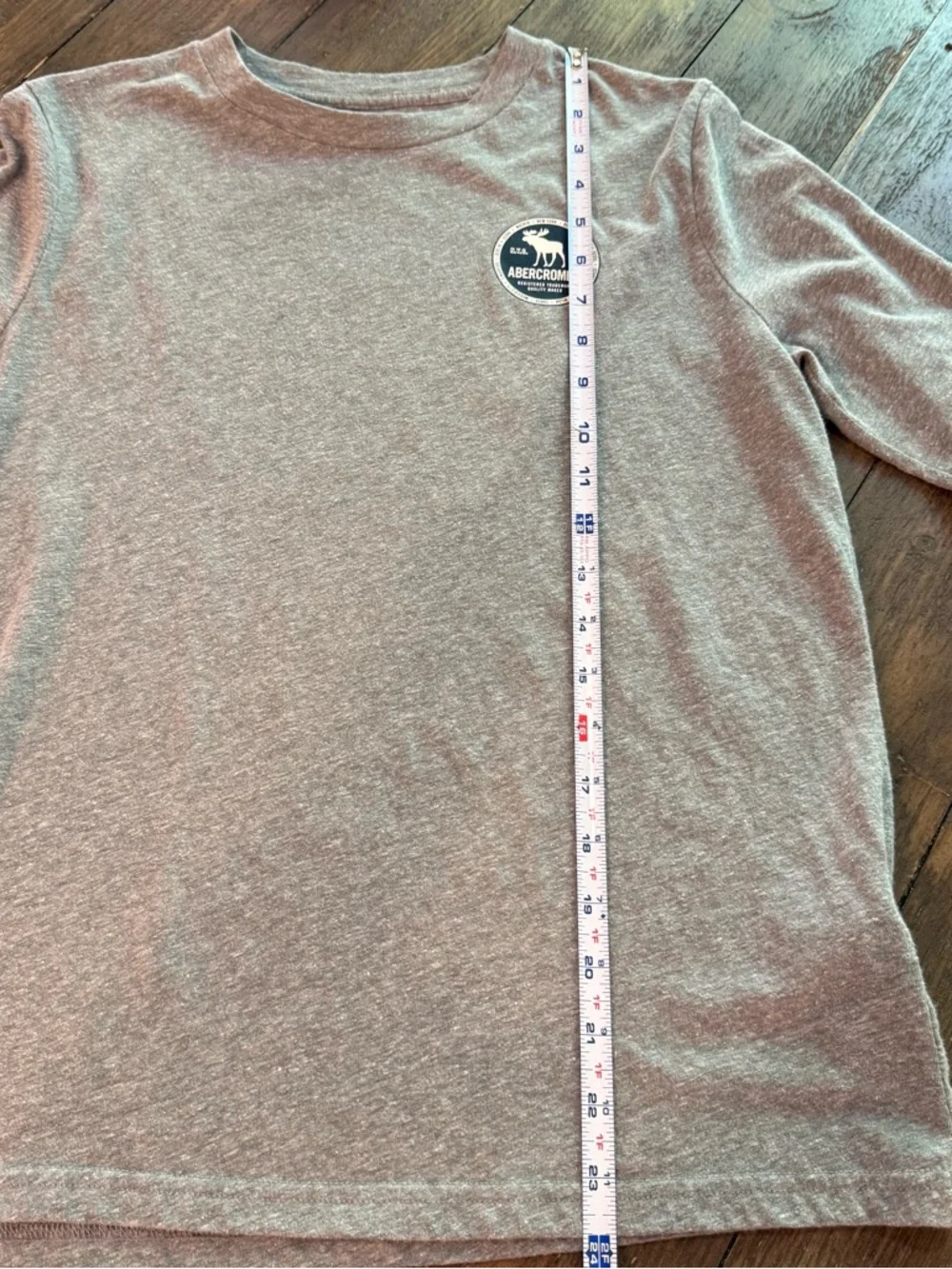 Abercrombie Kids Boys Gray Logo Long Sleeve Tee Shirt Casual Basic Size 13/14